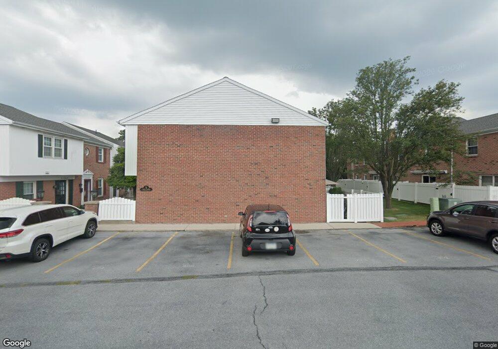 470 W Chocolate Ave, Hershey, PA 17033 - photo 1