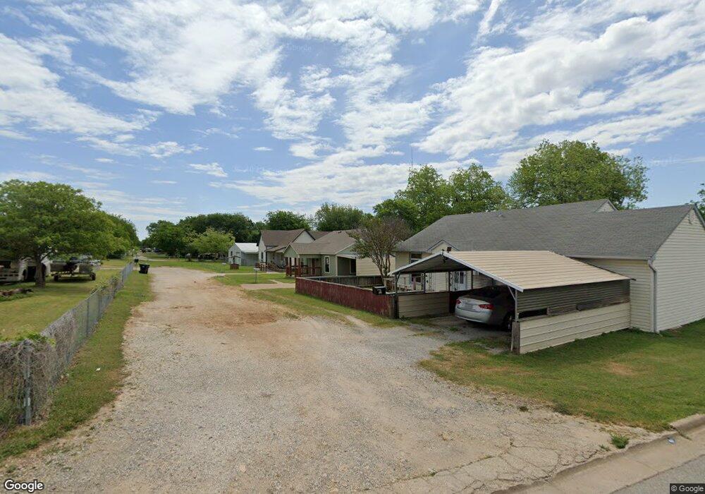 1826 W Bond St, Denison, TX 75020 - photo 1