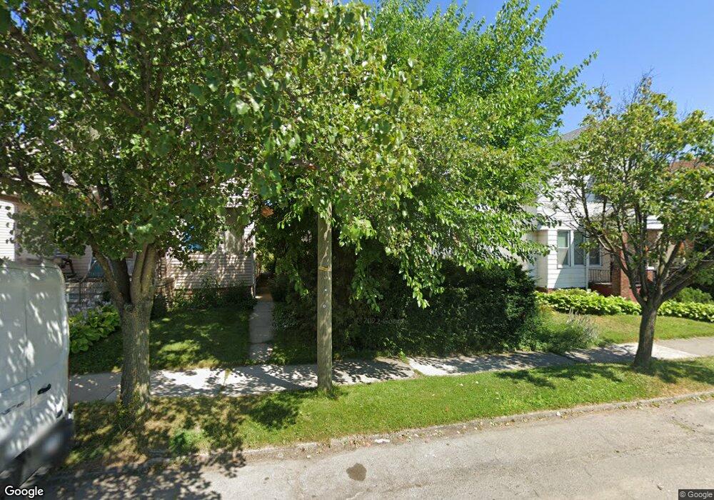 2031 Edwin St, HamtraMcK, MI 48212 - photo 1