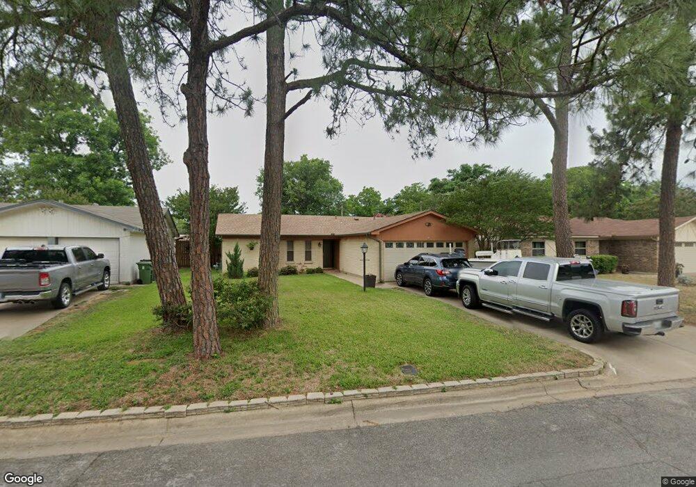 217 Simmons Dr, Hurst, TX 76053 - photo 1