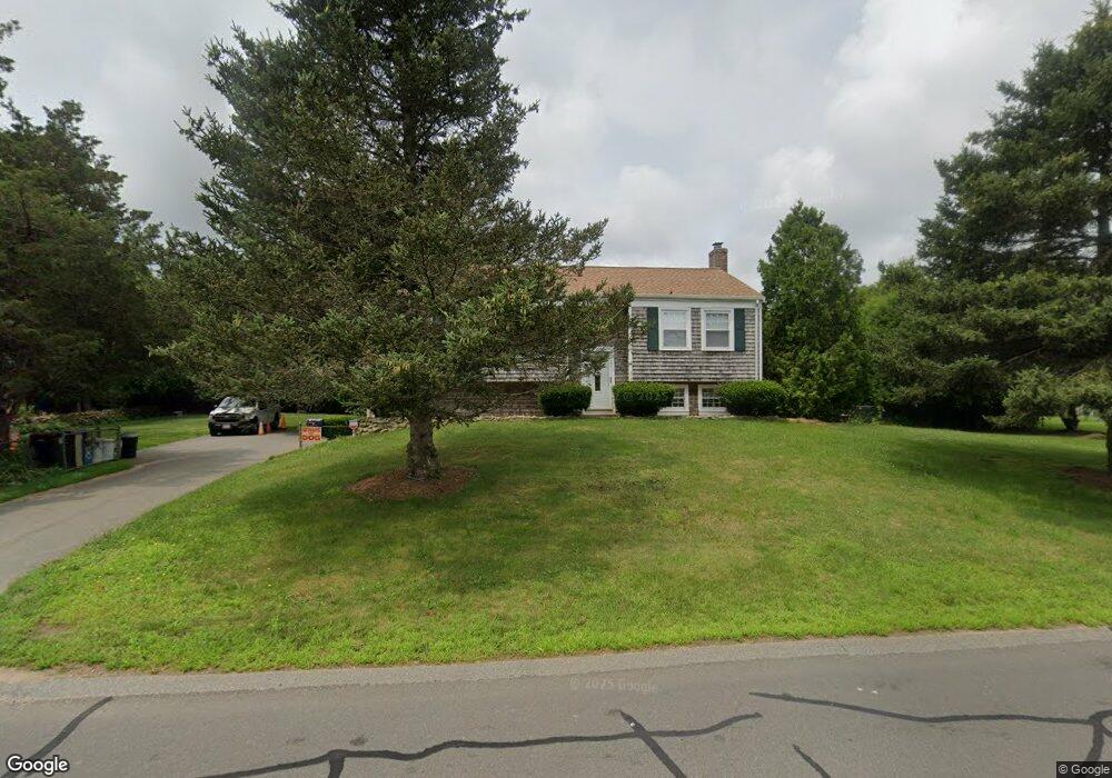 318 Bakerville Rd, South Dartmouth, MA 02748 - photo 1