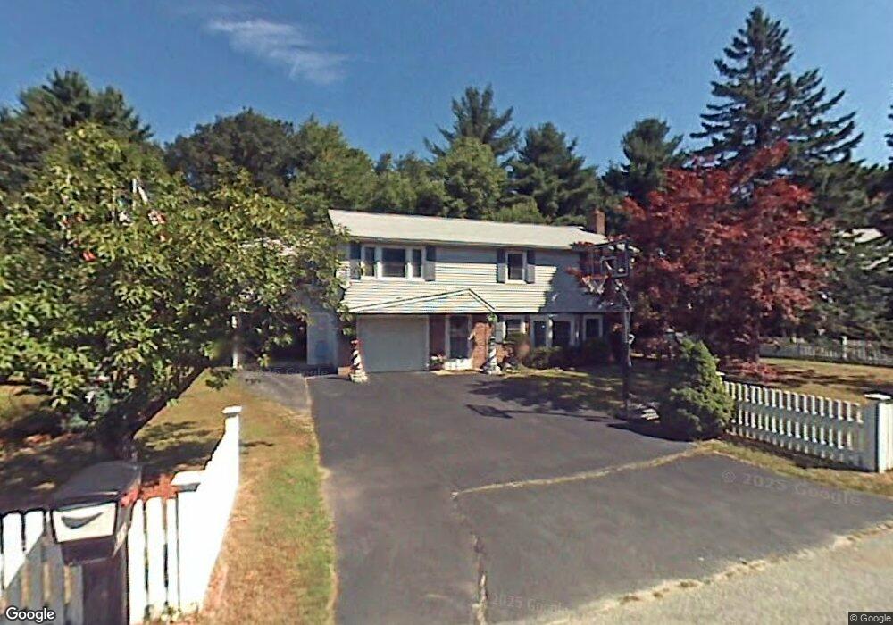 41 Royal Cir, Salem, NH 03079 - photo 1