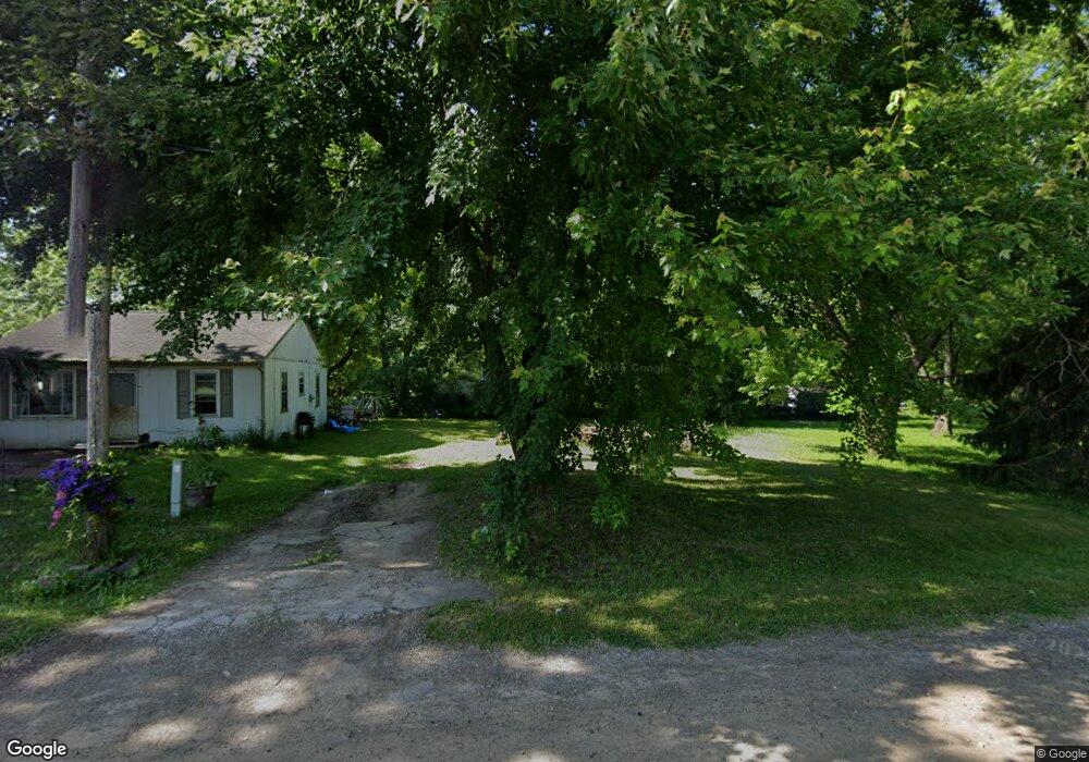 1353 W Yale Ave, Flint, MI 48505 - photo 1