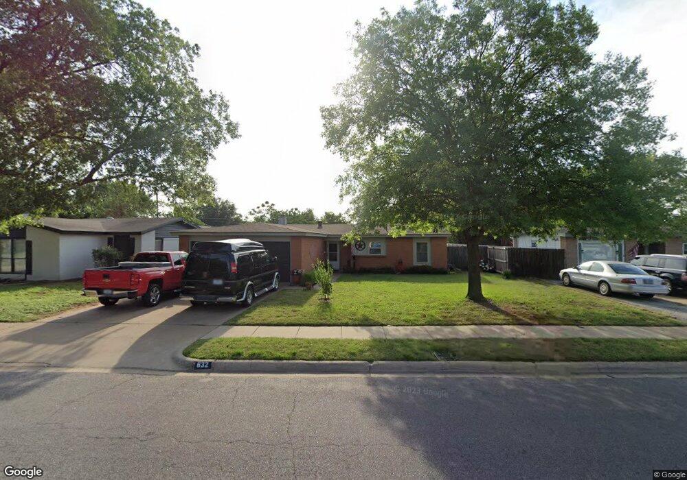 832 Russell Ln, Bedford, TX 76022 - photo 1