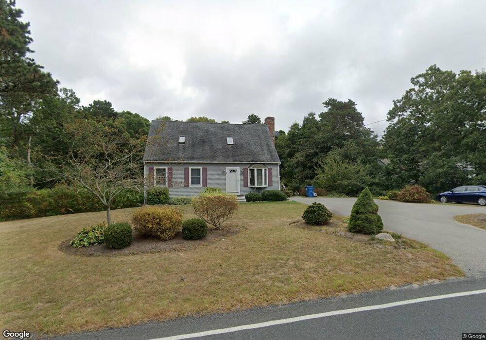 527 Old Barnstable Rd, East Falmouth, MA 2536 - photo 1