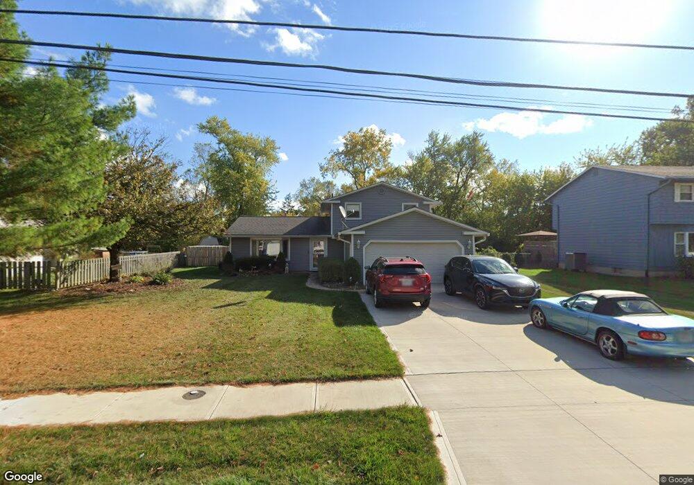 571 Treadway Blvd, Sheffield Lake, OH 44054 - photo 1