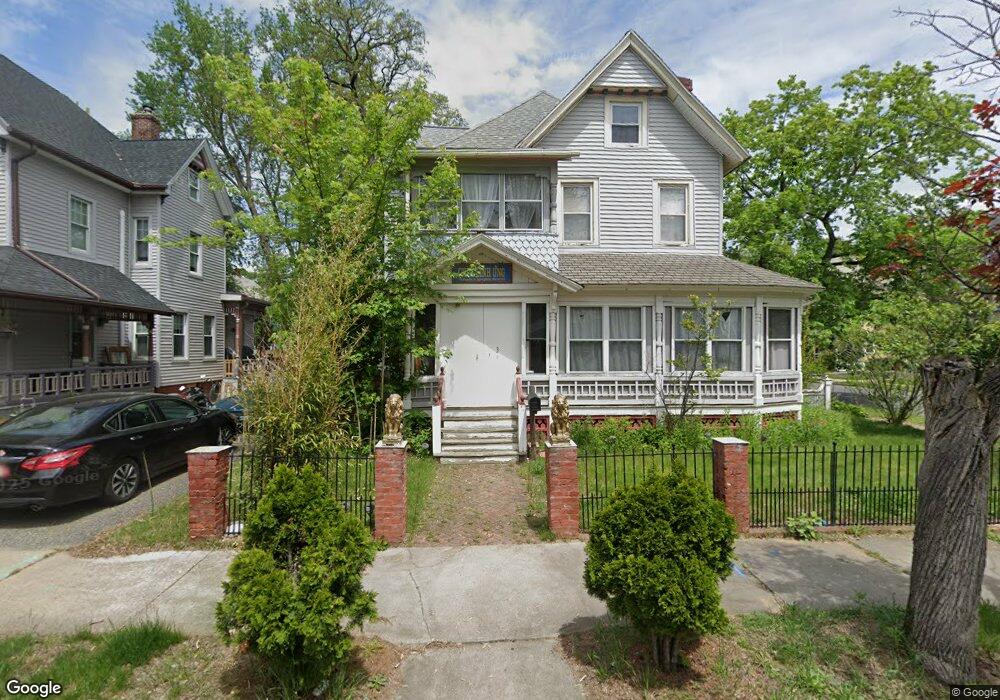 3 Lafayette St, Springfield, MA 01109 - photo 1