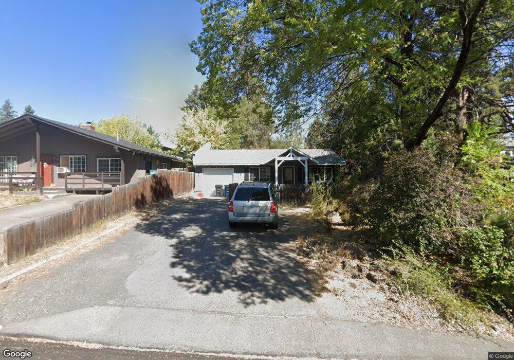 1320 NW Baltimore Ave, Bend, OR 97701 - photo 1