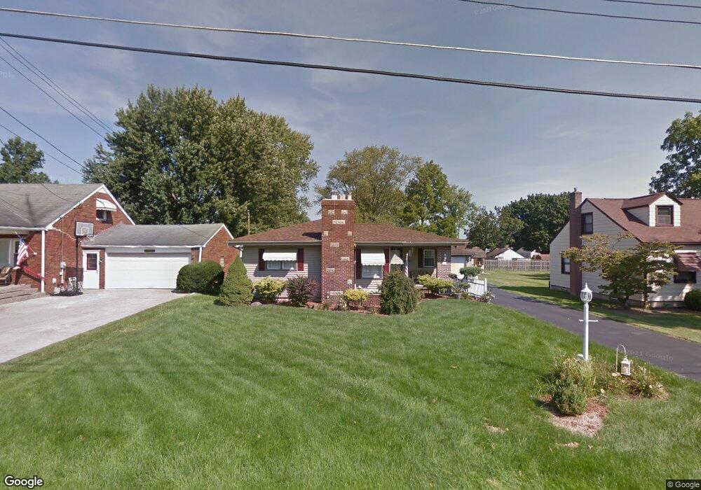 357 W Harvey St, Struthers, OH 44471 - photo 1