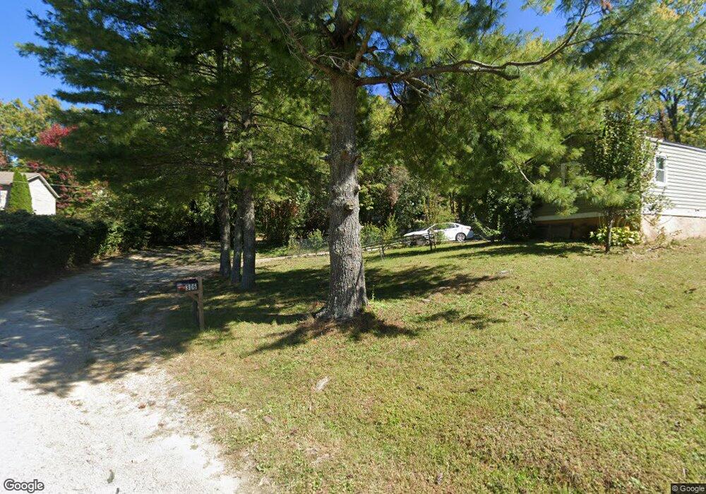 320 Queen St, Hendersonville, NC 28792 - photo 1