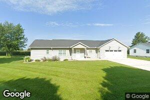 112 4th St, Calamus, IA 52729