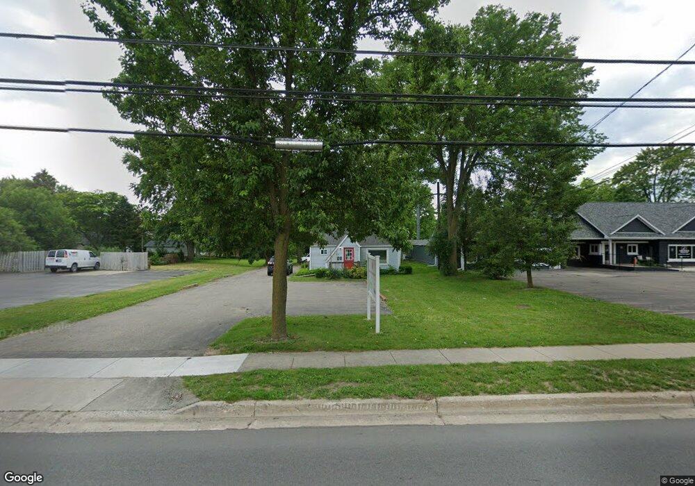 411 W Flint St, Davison, MI 48423 - photo 1