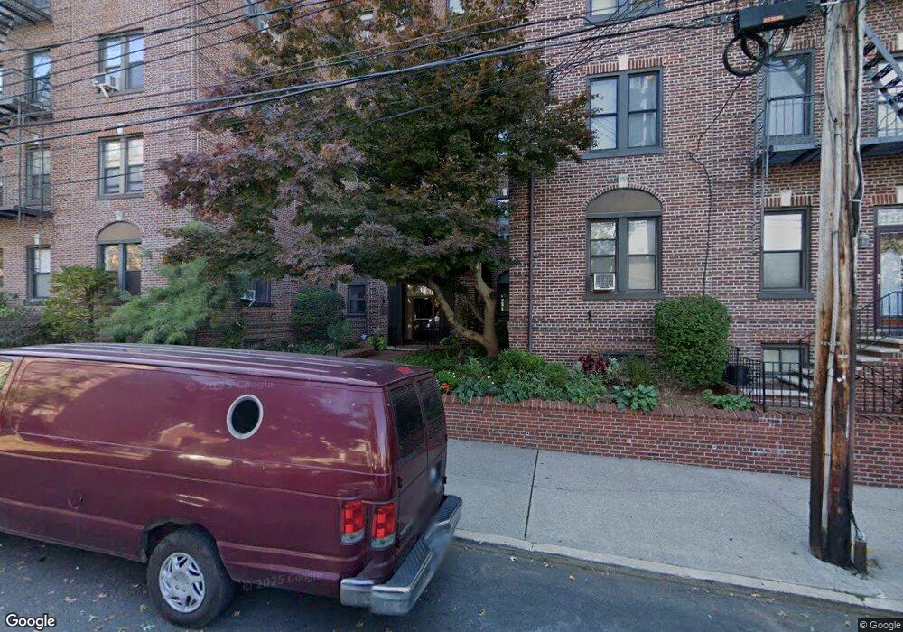 200 Hart Blvd unit 6F, Staten Island, NY 10301 - photo 1