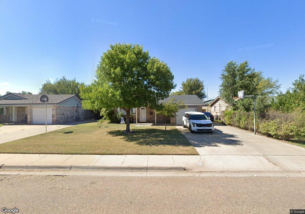 613 Elm Ave, Dumas, TX 79029 - photo 1