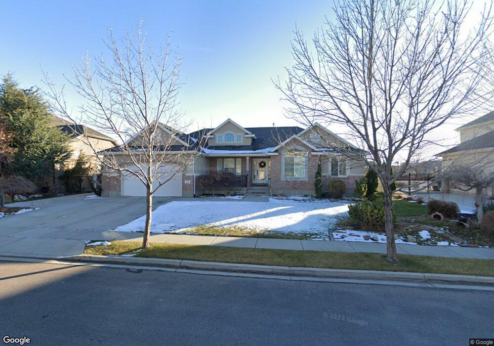 210 E Clay Ln, Lehi, UT 84043 - photo 1