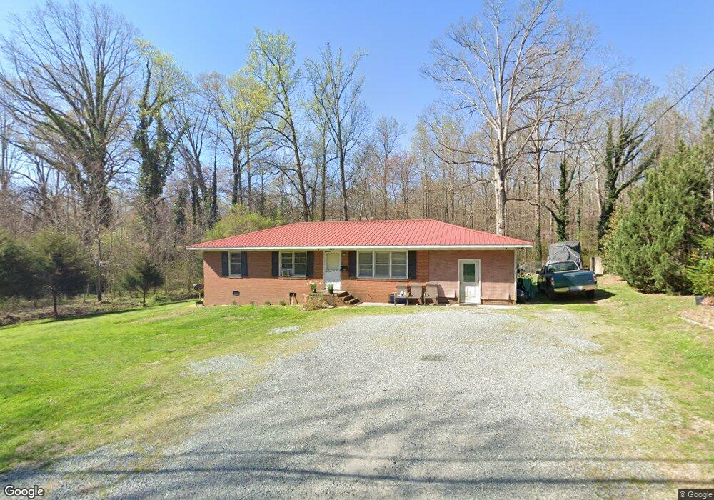 905 N Dogwood Ave, Siler City, NC 27344 - photo 1
