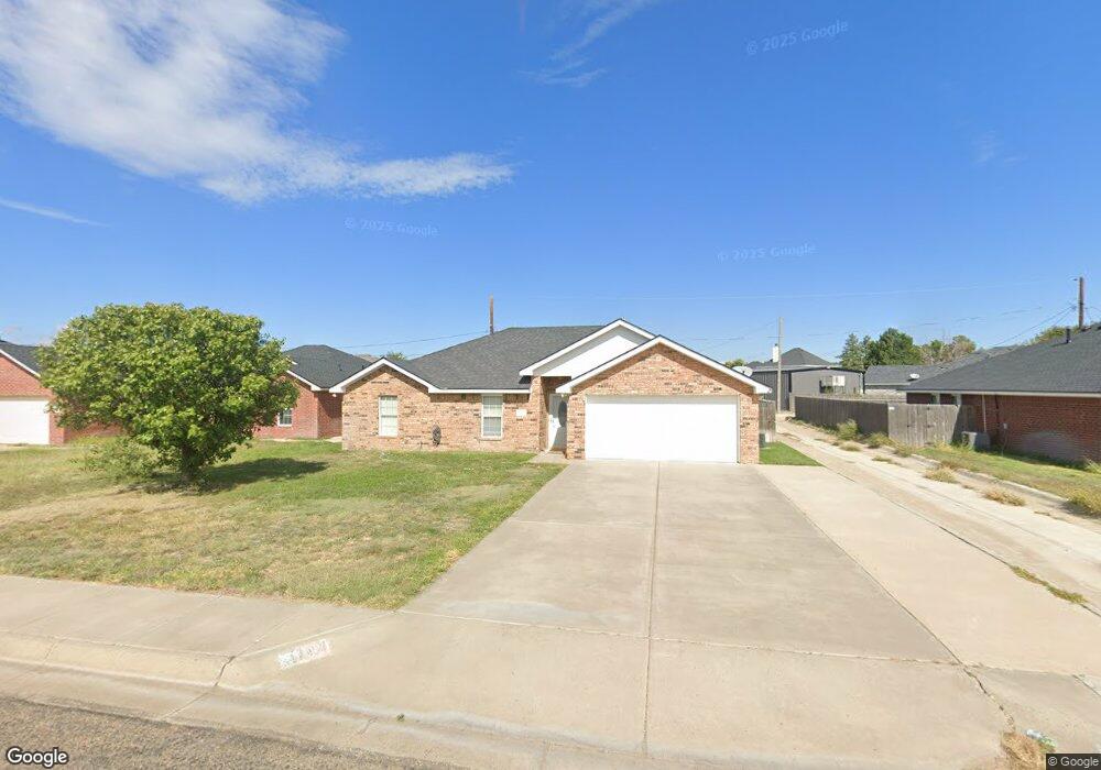 1024 NE 6th St, Dumas, TX 79029 - photo 1