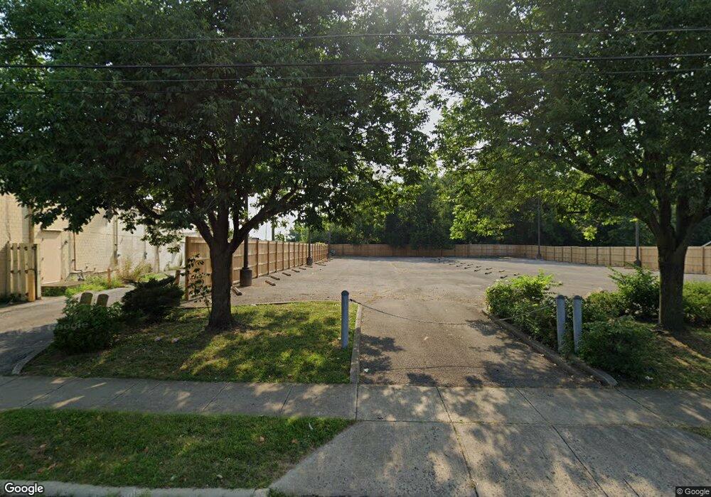 26 Maplewood Ave, Columbus, OH 43213 - photo 1