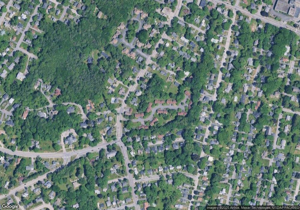 8 Coachlight Ln, Portland, ME 04102 - photo 1