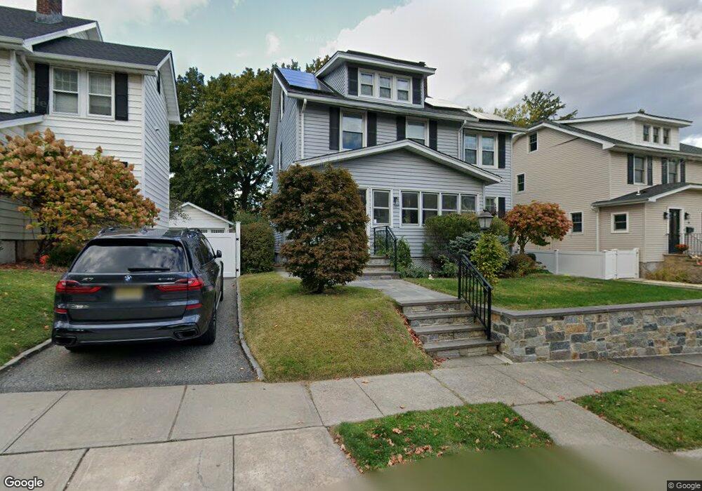 93 Yantecaw Ave, Glen Ridge, NJ 07028 - photo 1