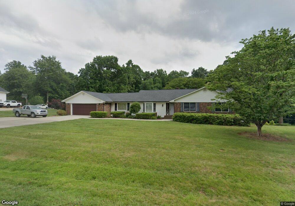 2624 Fines Creek Dr, Statesville, NC 28625 - photo 1