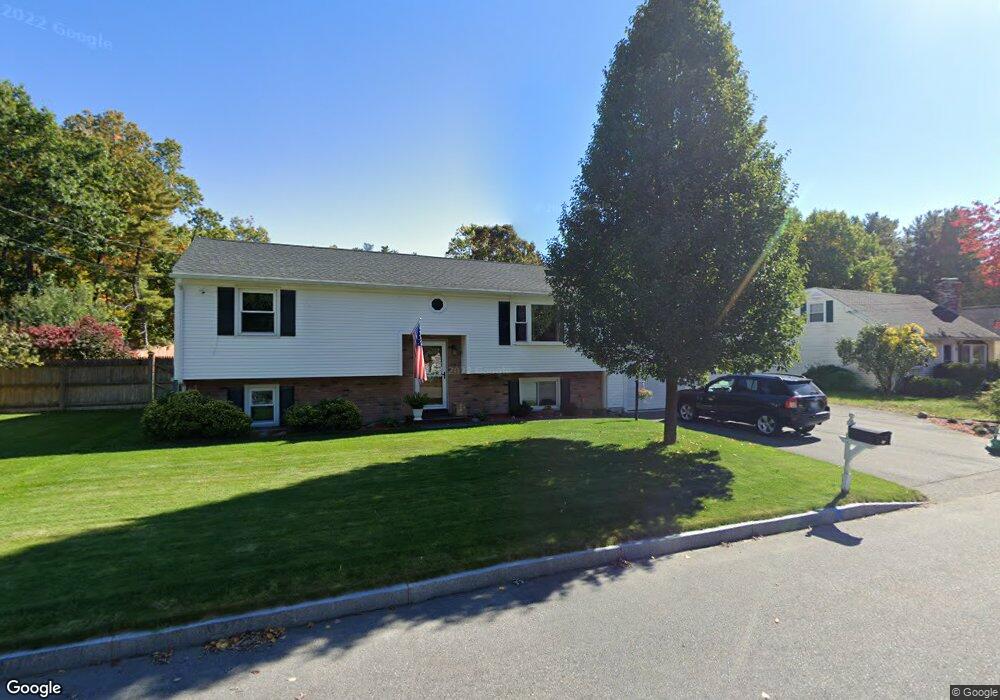 70 Pahray Ln, Manchester, NH 03109 - photo 1