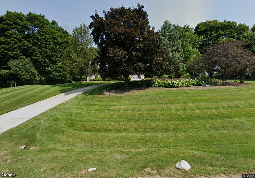 74 Whysall Ln, Bloomfield Hills, MI 48304 - photo 1