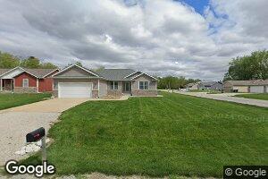 517 Harrison Dr, Mechanicsburg, IL 62545