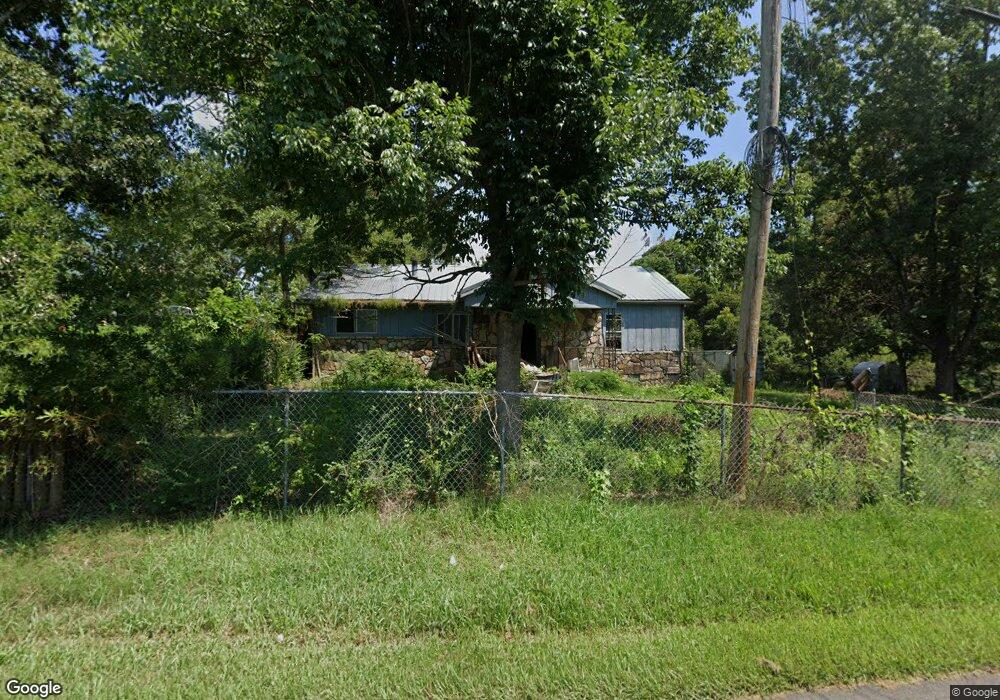 215 Scobie Ave, Dalton, GA 30721 - photo 1