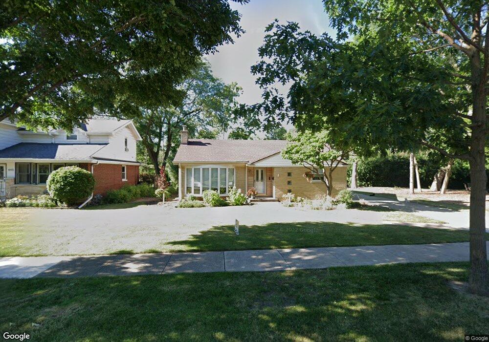 449 E Webster Ave, Elmhurst, IL 60126 - photo 1