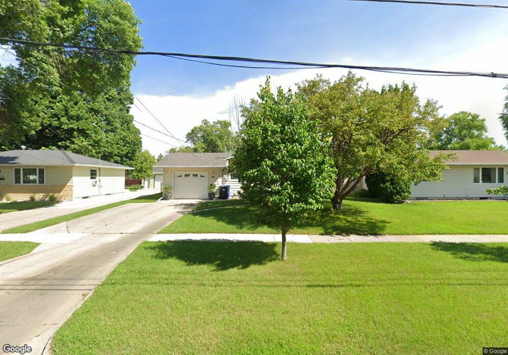 2009 14th Ave S, Fargo, ND 58103 - photo 1