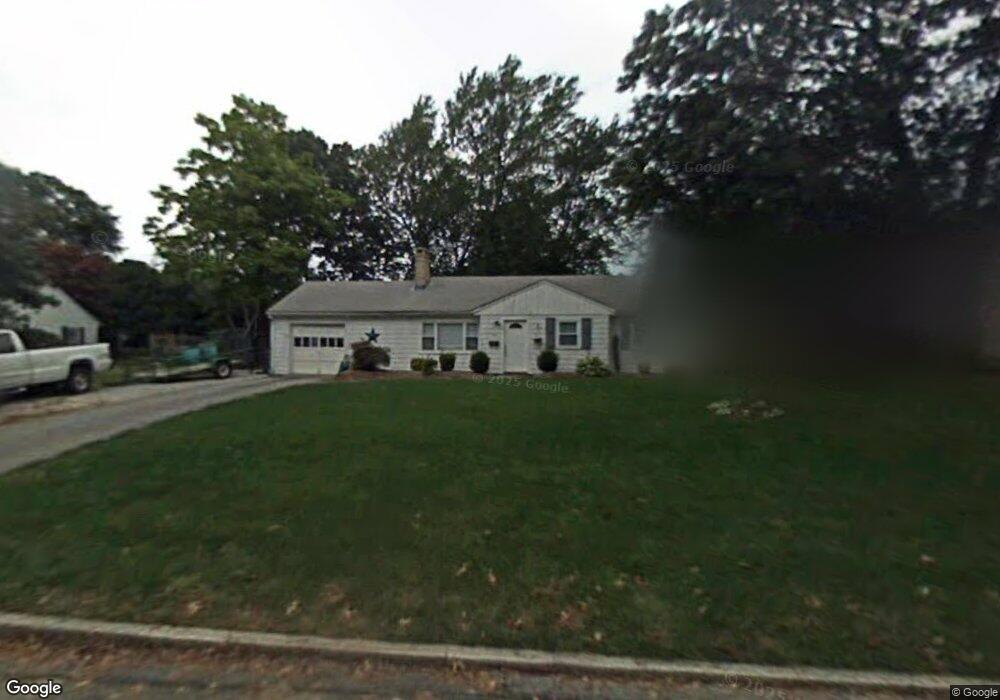 105 Gainesville Dr, Warwick, RI 02886 - photo 1