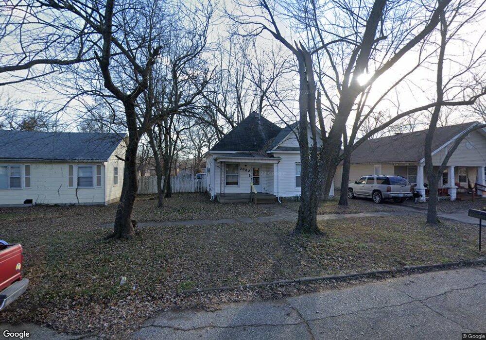 2622 Chess Ave, Parsons, KS 67357 - photo 1