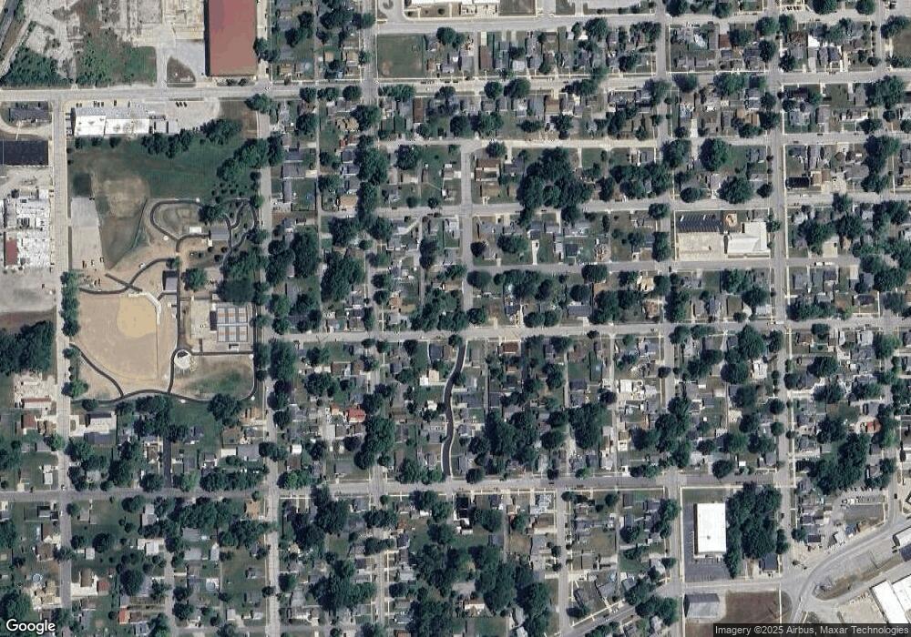 350 W 19th St, Auburn, IN 46706 - photo 1