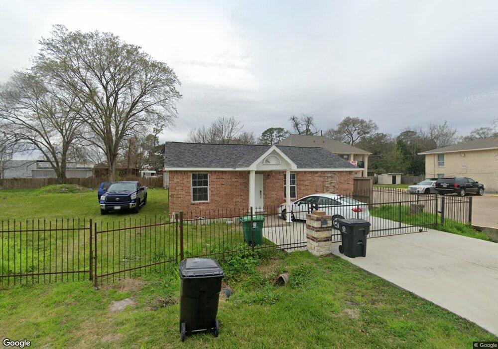 1218 E Sunnyside St, Houston, TX 77076 - photo 1