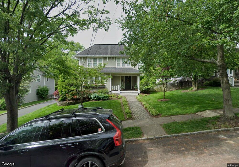 38 Clinton Ave, Maplewood, NJ 07040 - photo 1