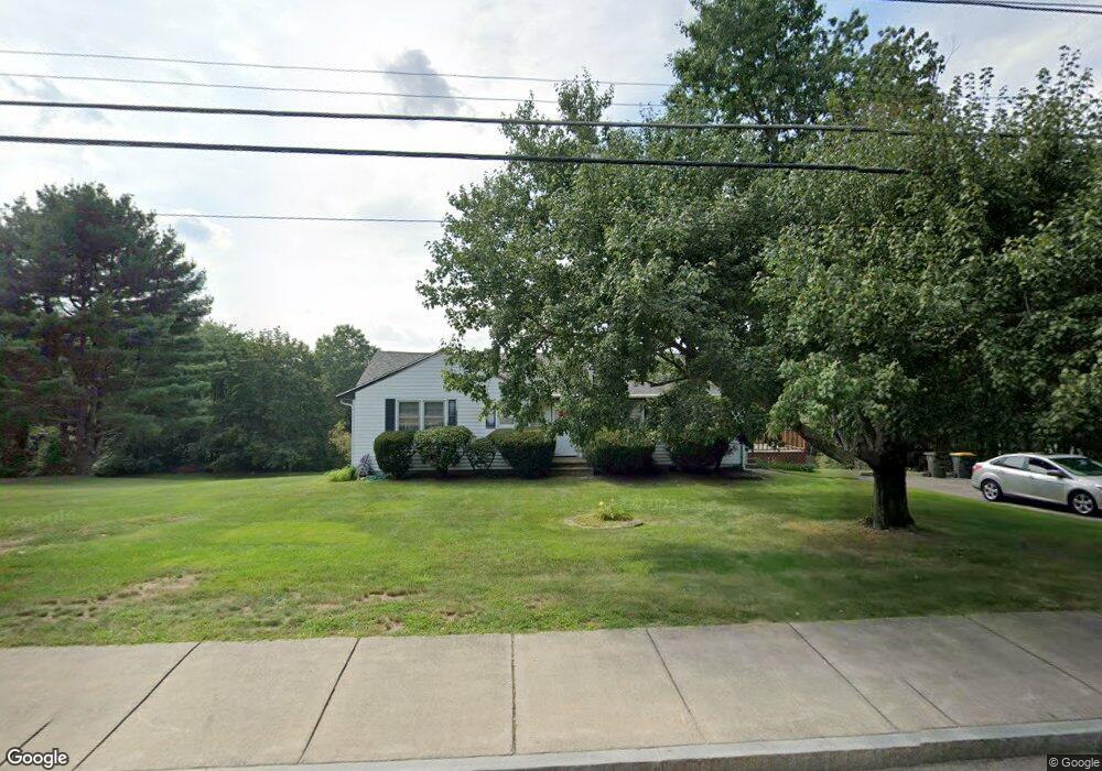 238 Pond St, Franklin, MA 02038 - photo 1