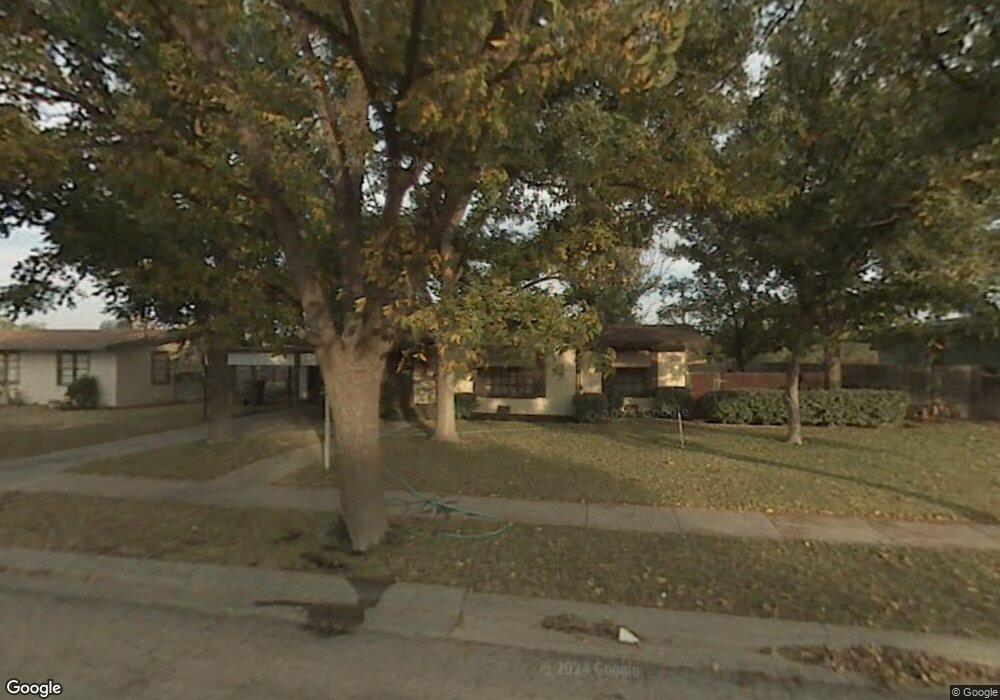 1207 Pennsylvania Ave, Big Spring, TX 79720 - photo 1