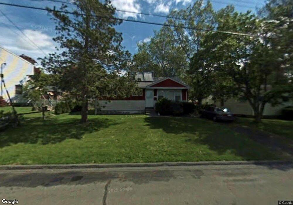 124 Skyline Dr, West Haven, CT 06516 - photo 1