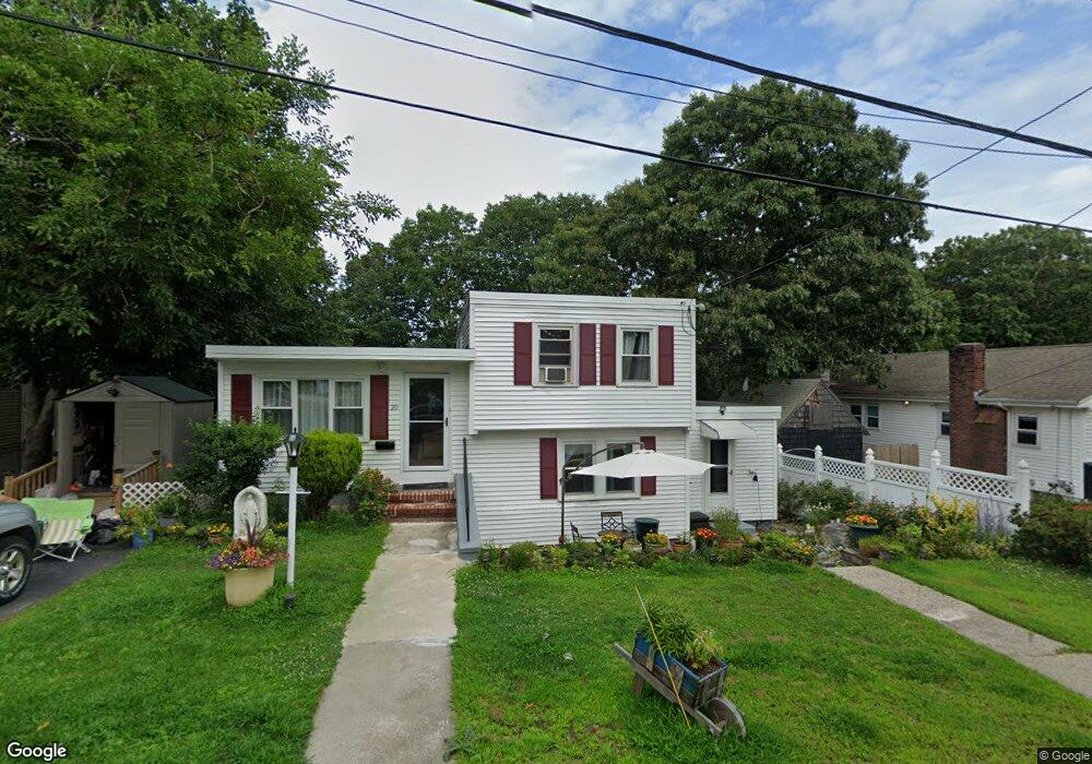 20 Spaulding St, Quincy, MA 02169 - photo 1