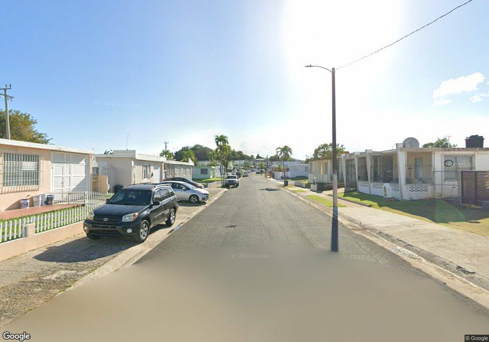 3R #36 Calle Laurel, Bayamon, PR 00956 - photo 1