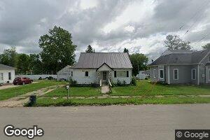 307 3rd St S, Coggon, IA 52218
