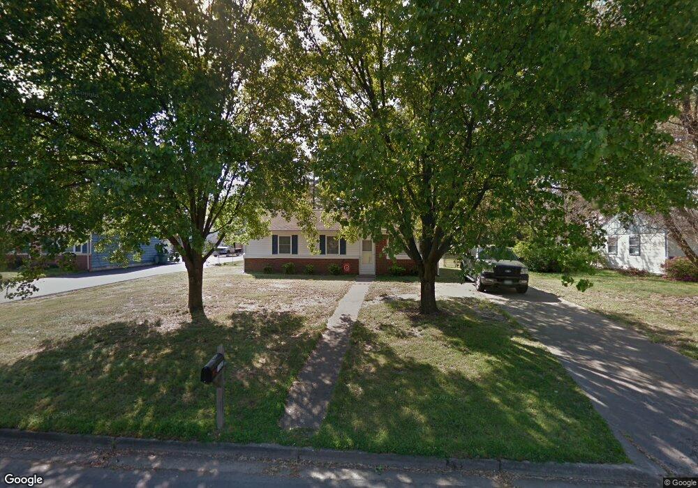 1827 Bandera Dr, Henrico, VA 23228 - photo 1