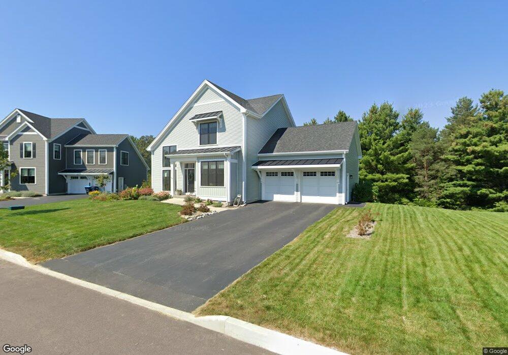 202 Caspian Ln, Shelburne, VT 05482 - photo 1