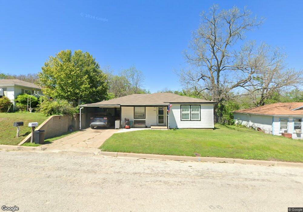 1242 W Water St, Weatherford, TX 76086 - photo 1