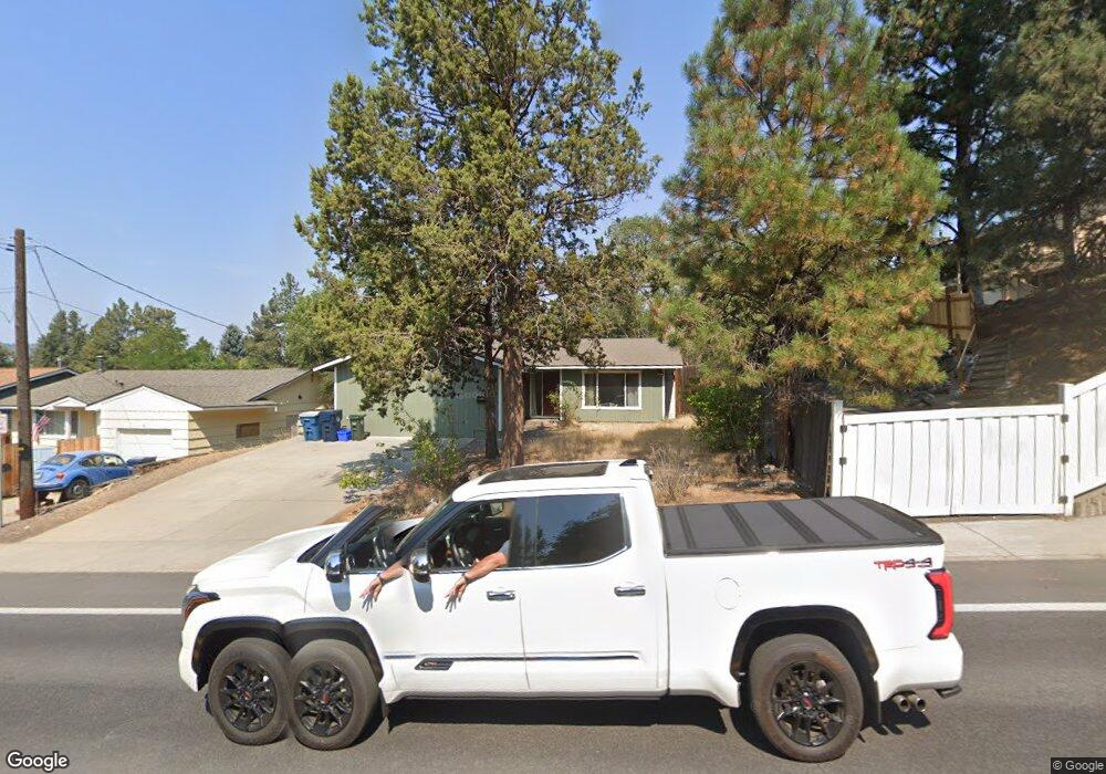 654 NE Olney Ave, Bend, OR 97701 - photo 1