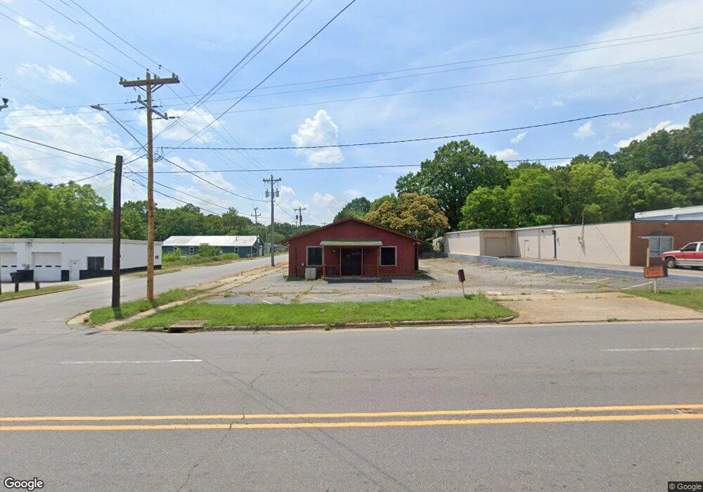 1132 Shelton Ave, Statesville, NC 28677 - photo 1