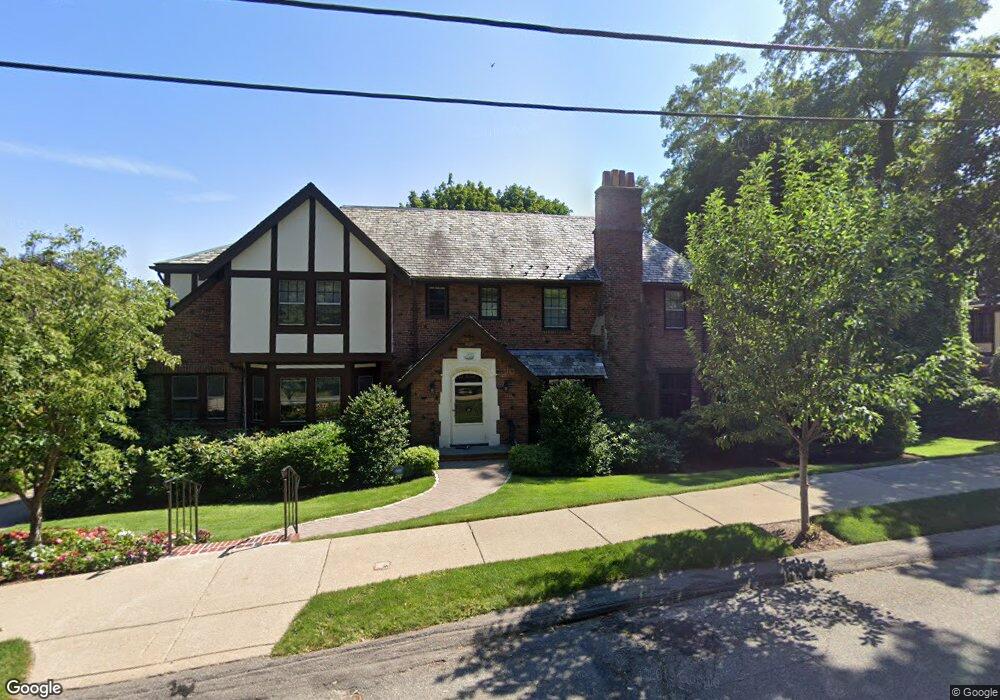 22 Ellis Rd, West Newton, MA 02465 - photo 1