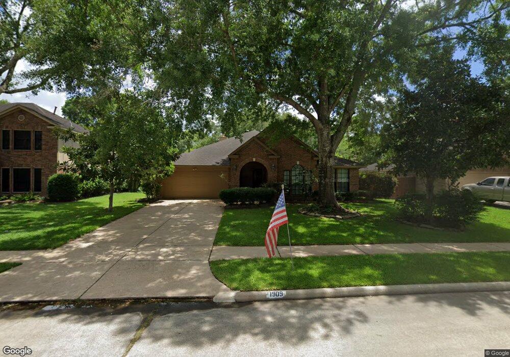 1909 San Jose St, Friendswood, TX 77546 - photo 1