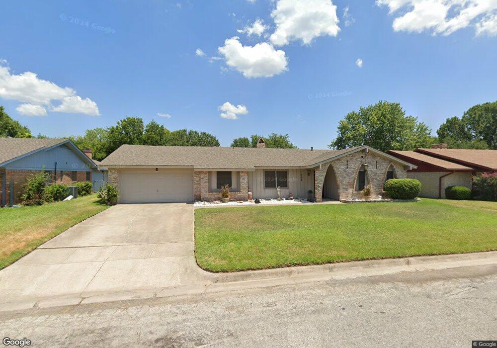 406 Willow Way, Gainesville, TX 76240 - photo 1